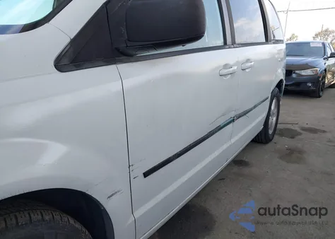 2013 Dodge Grand Caravan Sxt z USA, uszkodzony, nr VIN 2C4RDGCG2DR536621